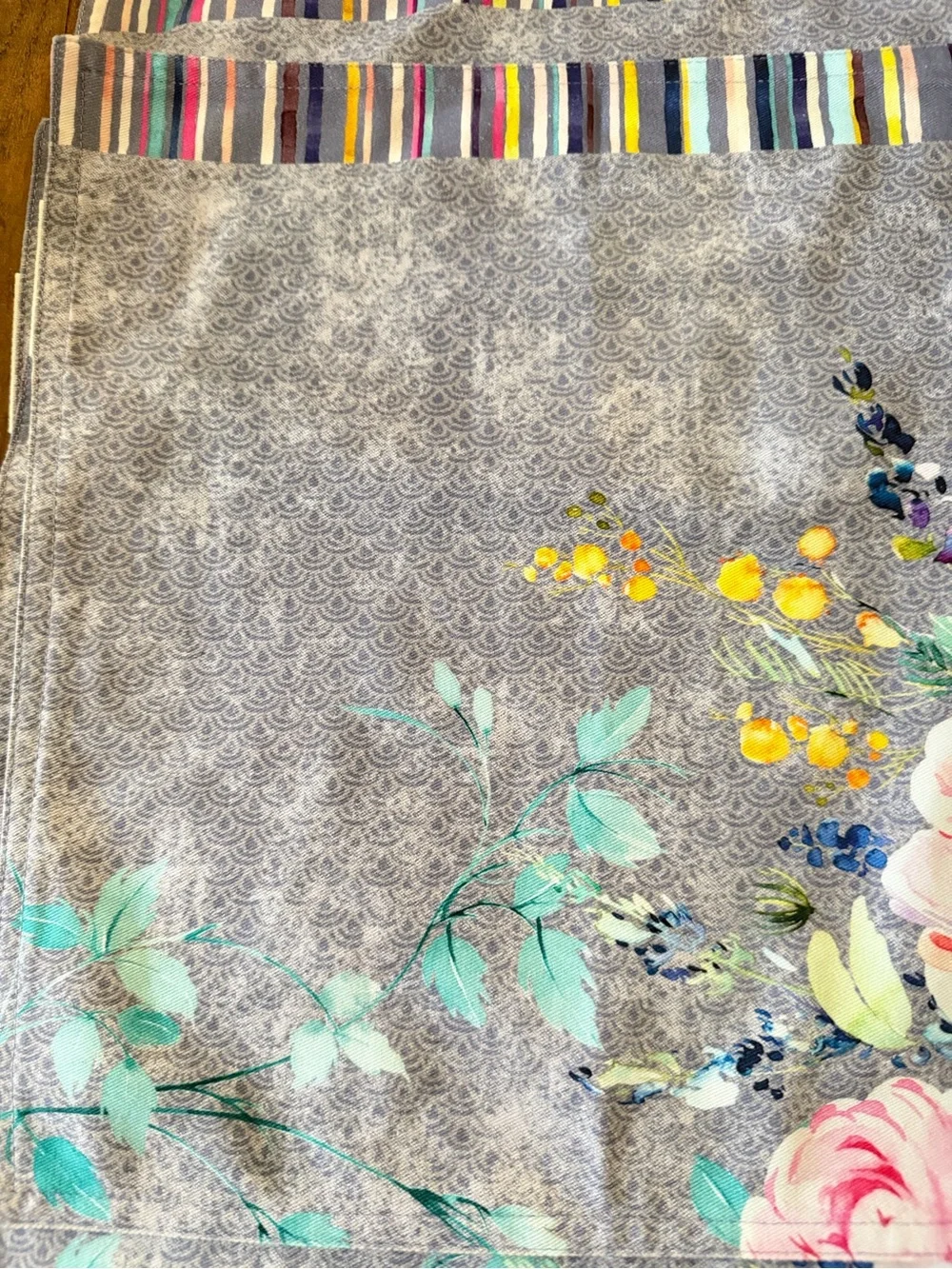 4 Maison d’Hermine Cloth Placemats 100% Cotton Floral Rose Peony Stripe NWOT